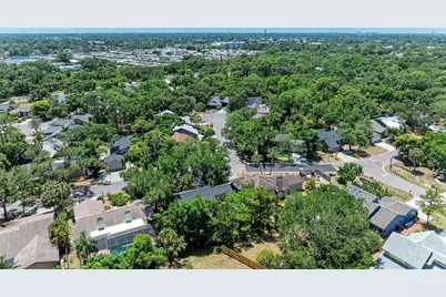 830 Hammockwood Court, Sarasota, FL 34232 - Photo 27