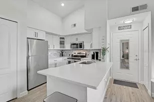 4138 Central Sarasota Pkwy, Sarasota, FL 34238 - Photo 11