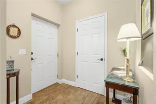 6216 Rosefinch Ct, Lakewood Ranch, FL 34202 - Photo 5