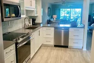 2310 Canalbluff Pl, Sarasota, FL 34231 - Photo 21