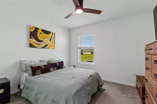 3406 Grassy Knoll Ct, Plant City, FL 33565 - Photo 3