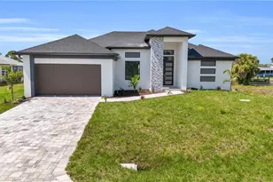 9402 Arrid Cir, Port Charlotte, FL 33981 - Photo 41