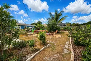 1320 Laurel Ave, Venice, FL 34285 - Photo 27