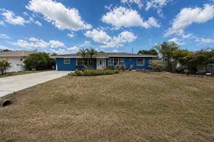 1320 Laurel Ave, Venice, FL 34285 - Photo 3