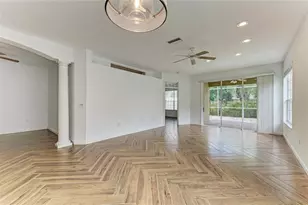 5047 Lakescene Pl, Sarasota, FL 34243 - Photo 17