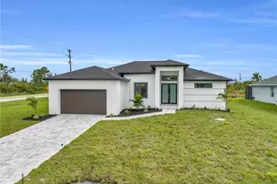 15401 Aqua Cir, Port Charlotte, FL 33981 - Photo 3