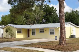 5333 Duncanwood Dr, Sarasota, FL 34232 - Photo 1