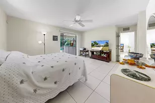 948 Winter Garden Dr, Sarasota, FL 34243 - Photo 27