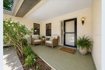 948 Winter Garden Drive, Sarasota, FL 34243 - Photo 3