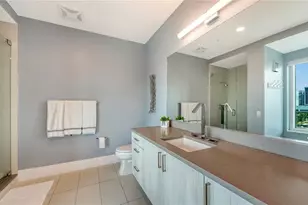 540 N Tamiami Trl, Sarasota, FL 34236 - Photo 15