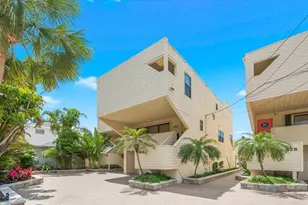 548 Beach Rd, Sarasota, FL 34242 - Photo 1