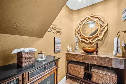548 Beach Road #A540, Sarasota, FL 34242 - Photo 5