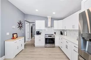2109 Ohio Ave, Bradenton, FL 34207 - Photo 13