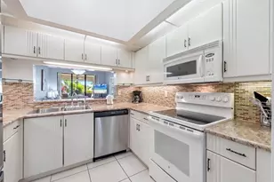 4430 47th Ave W, Bradenton, FL 34210 - Photo 13