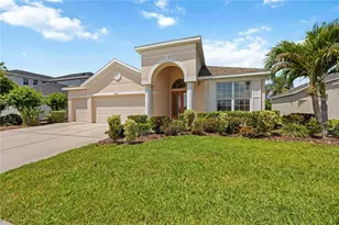 7740 Castleisland Dr, Sarasota, FL 34240 - Photo 9