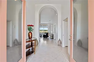 7740 Castleisland Dr, Sarasota, FL 34240 - Photo 11