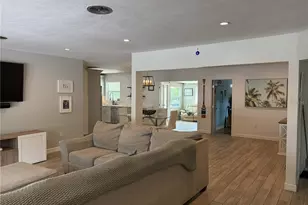 7503 Starfish Dr, Sarasota, FL 34231 - Photo 19