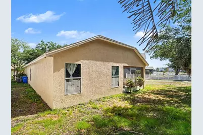 11702 Crest Creek Drive, Riverview, FL 33569 - Photo 17