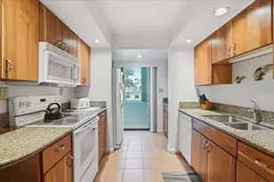 6500 Flotilla Dr, Holmes Beach, FL 34217 - Photo 21
