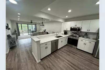 619 Spring Lakes Boulevard, Bradenton, FL 34210 - Photo 3