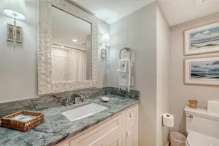 101 Benjamin Franklin Dr, Sarasota, FL 34236 - Photo 31