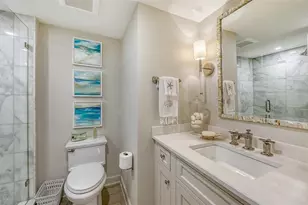 101 Benjamin Franklin Dr, Sarasota, FL 34236 - Photo 21