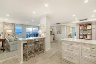 101 Benjamin Franklin Dr, Sarasota, FL 34236 - Photo 11