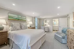 101 Benjamin Franklin Dr, Sarasota, FL 34236 - Photo 25