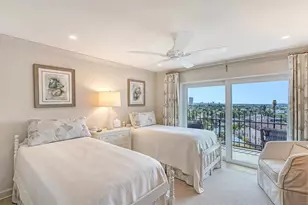 101 Benjamin Franklin Dr, Sarasota, FL 34236 - Photo 29