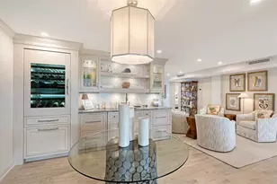 101 Benjamin Franklin Dr, Sarasota, FL 34236 - Photo 15