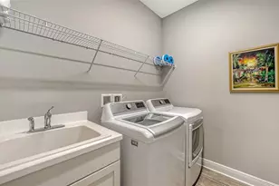 2806 Butterfly Jasmine Trail, Sarasota, FL 34240 - Photo 19