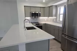 1300 N Portofino Dr, Sarasota, FL 34242 - Photo 5