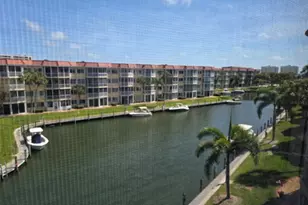 1300 N Portofino Dr, Sarasota, FL 34242 - Photo 31