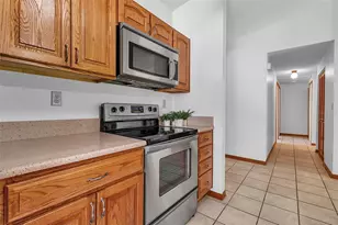 6707 35th Ave W, Bradenton, FL 34209 - Photo 9