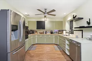 304 42nd St W, Bradenton, FL 34209 - Photo 13