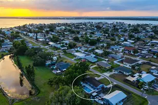 311 44th St Ct W, Palmetto, FL 34221 - Photo 3