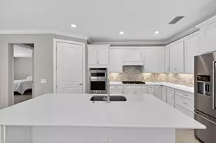 18025 Harwich Pl, Bradenton, FL 34202 - Photo 41