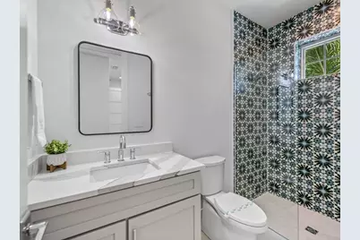 204 Coolidge Drive, Sarasota, FL 34236 - Photo 25