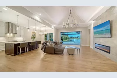 7700 Sandhill Lake Drive, Sarasota, FL 34241 - Photo 5