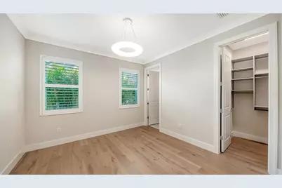 7700 Sandhill Lake Drive, Sarasota, FL 34241 - Photo 33