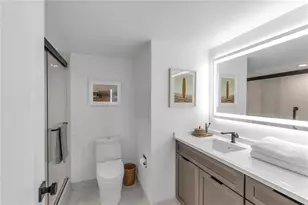 2301 Gulf of Mexico Dr, Longboat Key, FL 34228 - Photo 21
