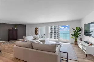 2301 Gulf of Mexico Dr, Longboat Key, FL 34228 - Photo 25