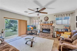 403 131st St E, Bradenton, FL 34212 - Photo 13