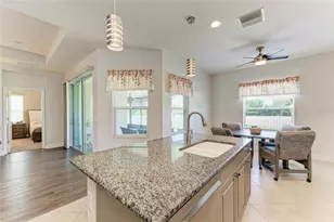 7750 Ridgelake Cir, Bradenton, FL 34203 - Photo 21