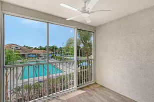 4270 Castlebridge Ln, Sarasota, FL 34238 - Photo 9
