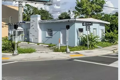 904 7th Avenue E, Bradenton, FL 34208 - Photo 3