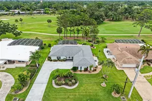 530 Magellan Dr, Sarasota, FL 34243 - Photo 1
