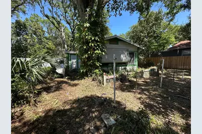 2026 Seminole Boulevard S, Saint Petersburg, FL 33705 - Photo 13