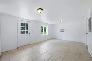 3719 Papai Dr, Sarasota, FL 34232 - Photo 23