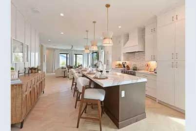 2209 Avenue B, Bradenton Beach, FL 34217 - Photo 9
